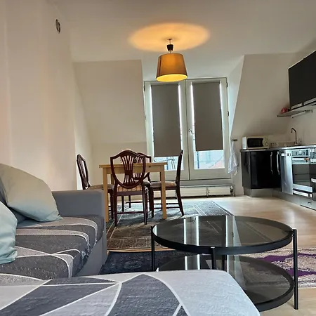 Metro Linde Alle 14, 3th 2720 Vanlose *