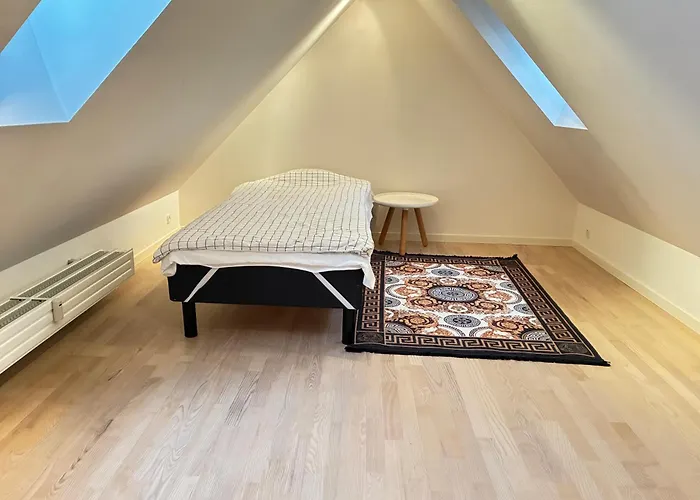 Metro Linde Alle 14, 3th 2720 Vanlose København